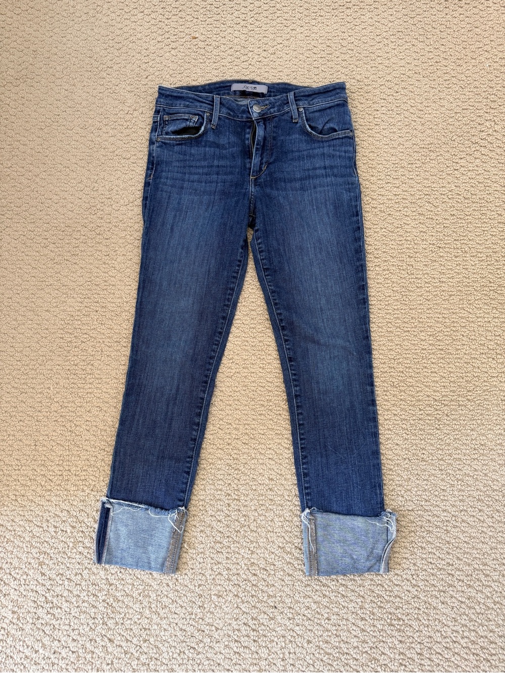 Joe’s Cropped Cuffed Jeans 27